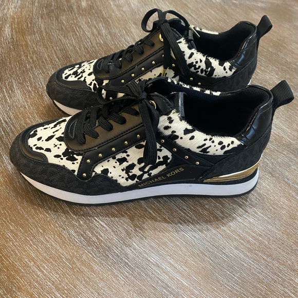 Michael‎ Kors Black Gold Animal Print Patterned Sneakers Size 7.5 - Picture 3 of 8